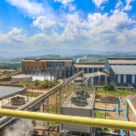 A view of the West Valley Sugar Company facility and surrounding cane-growing area.