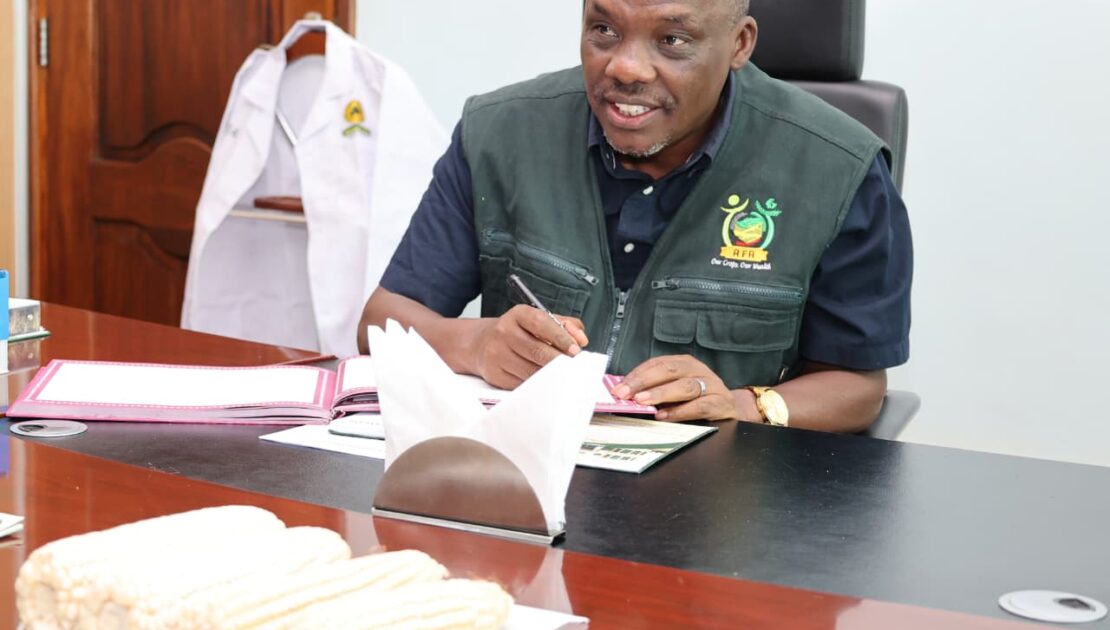 Agriculture Principal Secretary Dr. Kipronoh Ronoh Paul, CBS, engages farmers during a crop failure assessment tour in Trans Nzoia and Uasin Gishu Counties.